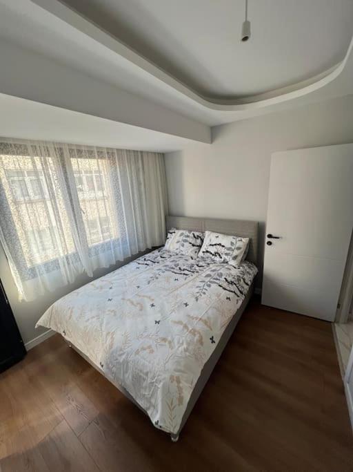 Apartamento Zeytinburnu Merkezi Konumda, Sifir Daire & Esyalar Estambul Exterior foto
