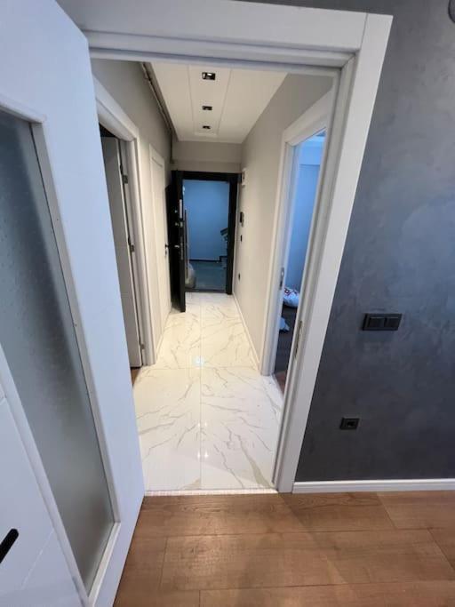 Apartamento Zeytinburnu Merkezi Konumda, Sifir Daire & Esyalar Estambul Exterior foto